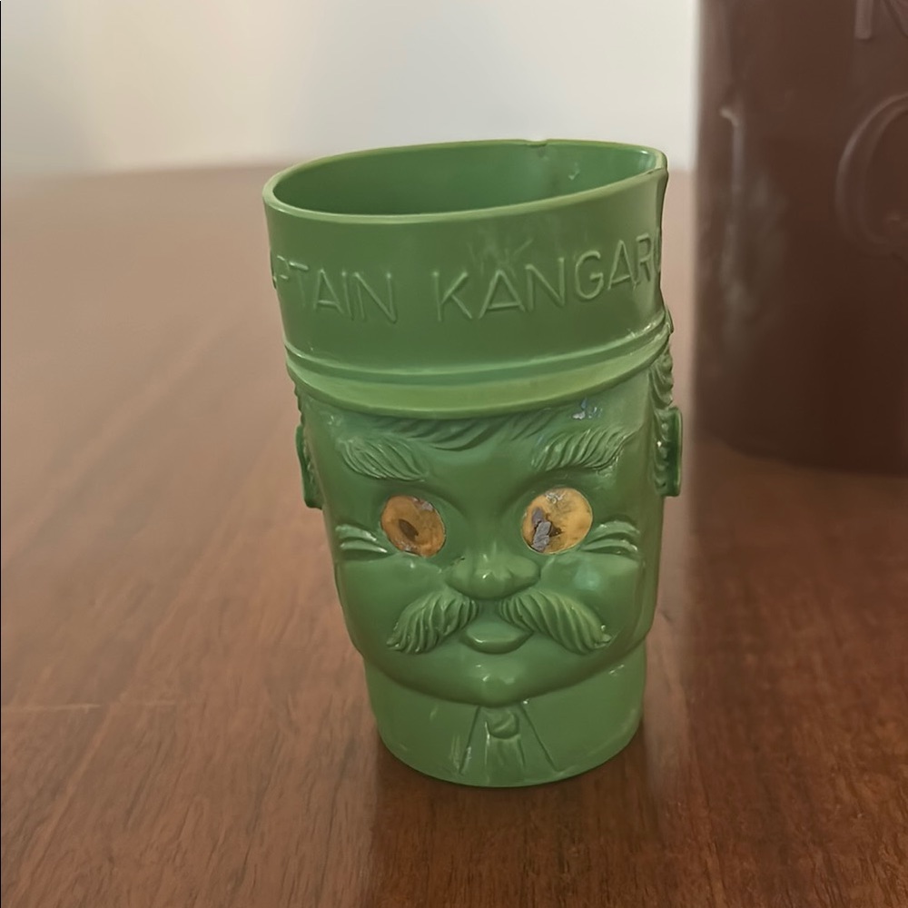 Green Captain Kangaroo Mug